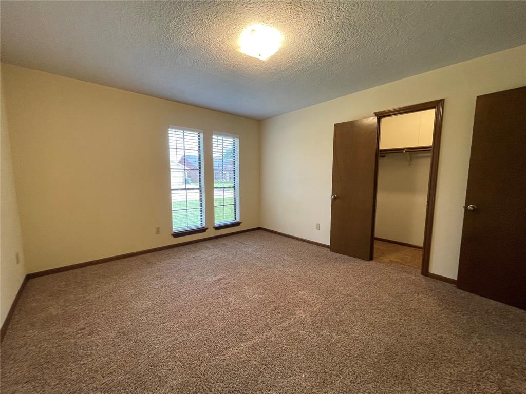 1075 Meadowland Drive, Beaumont, Texas image 17