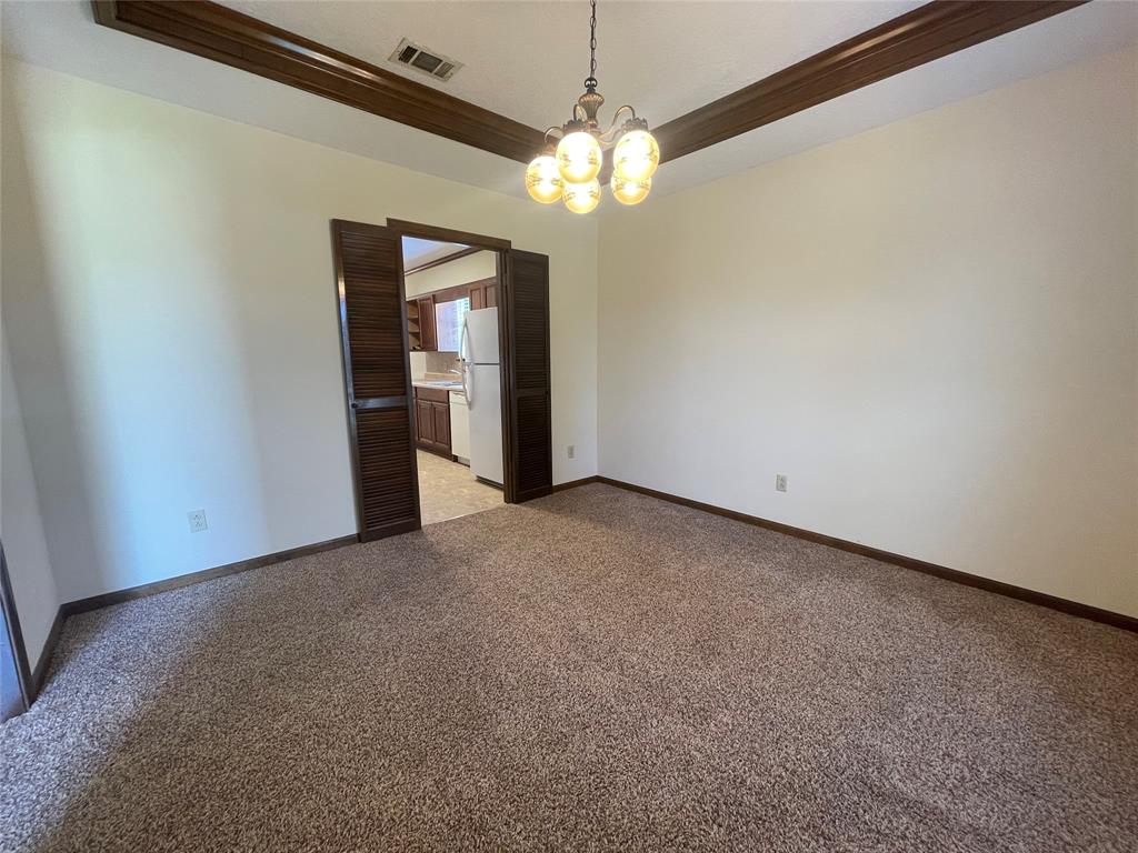 1075 Meadowland Drive, Beaumont, Texas image 6