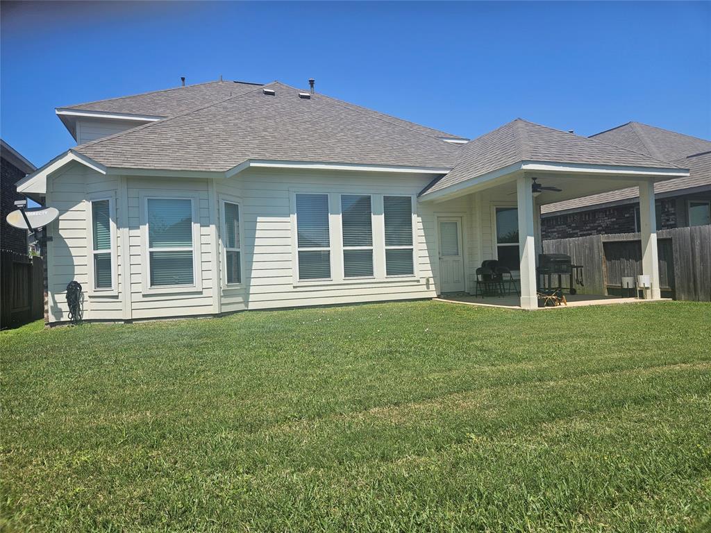 2318 Red Slate Drive, Rosharon, Texas image 16