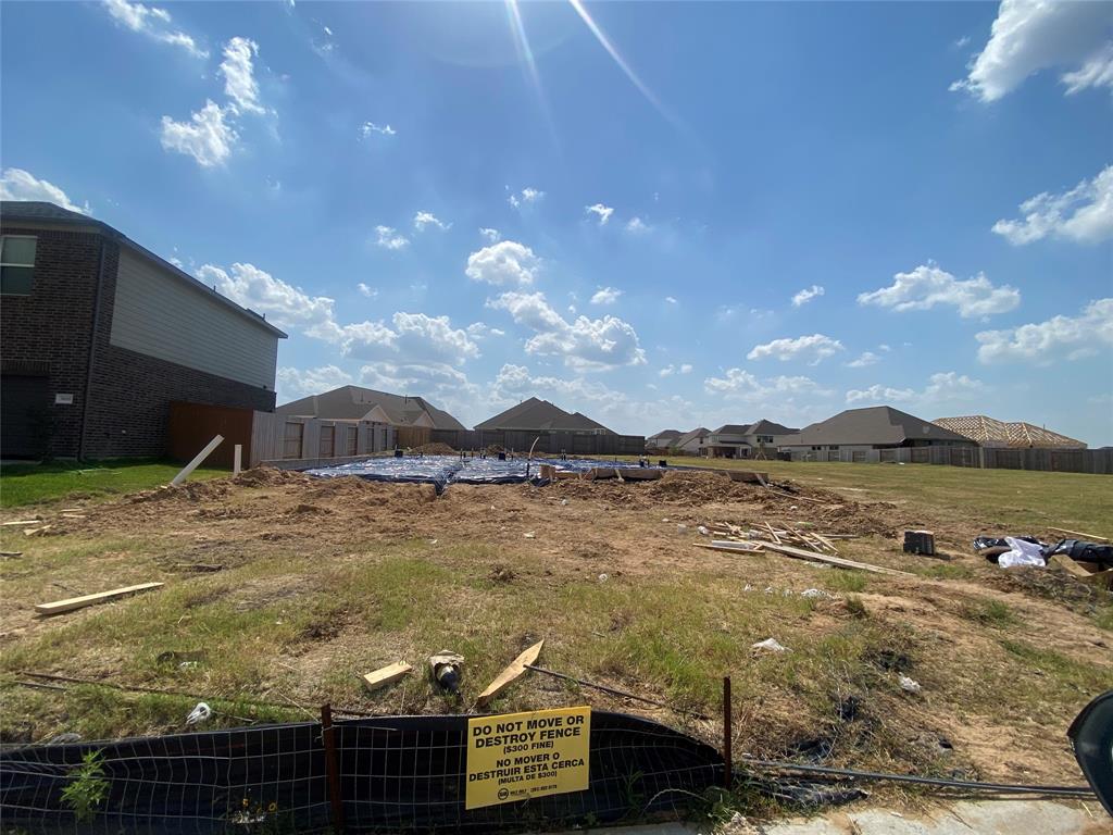 5823 Bright Keel Drive, Katy, Texas image 23