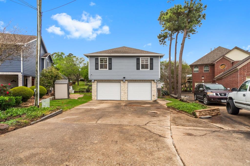 231 Clear Water Street, Montgomery, Texas image 2