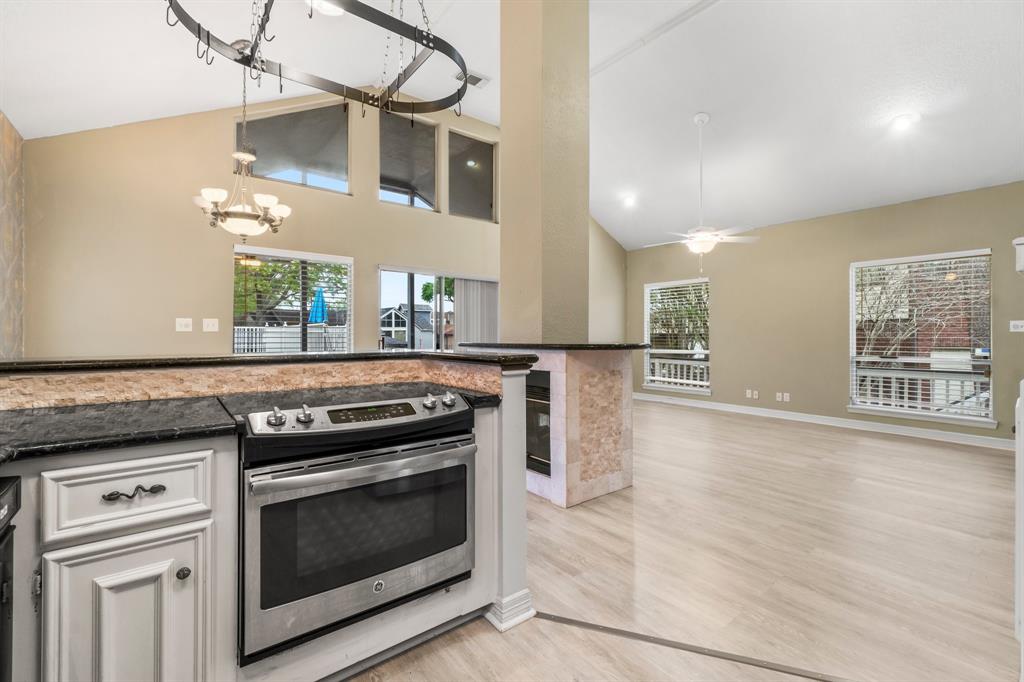231 Clear Water Street, Montgomery, Texas image 11