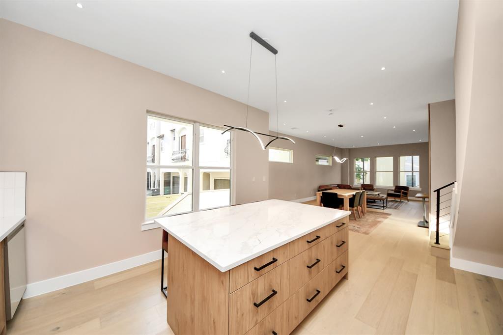 5749 Kiam St St, Houston, Texas image 13