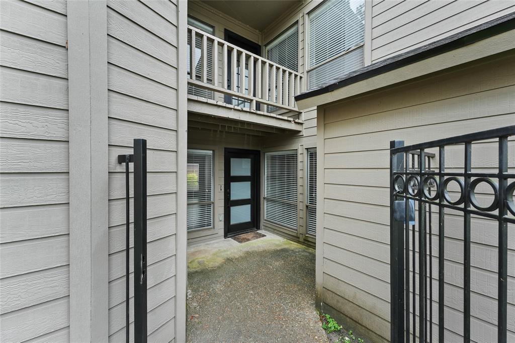 19902 18th Fairway Drive, Humble, Texas image 3
