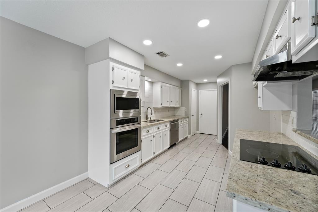 19902 18th Fairway Drive, Humble, Texas image 8
