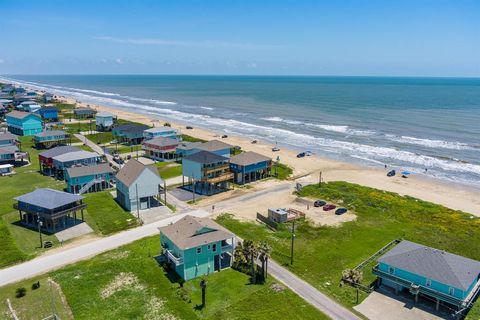 A home in Crystal Beach