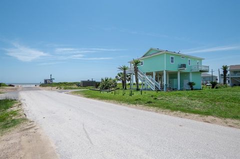 Single Family Residence in Crystal Beach TX 1799 Redfish Lane 40.jpg