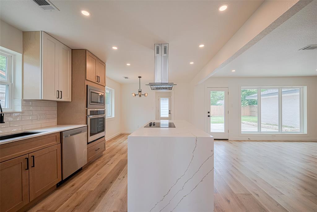 6038 Dumfries Drive, Houston, Texas image 20