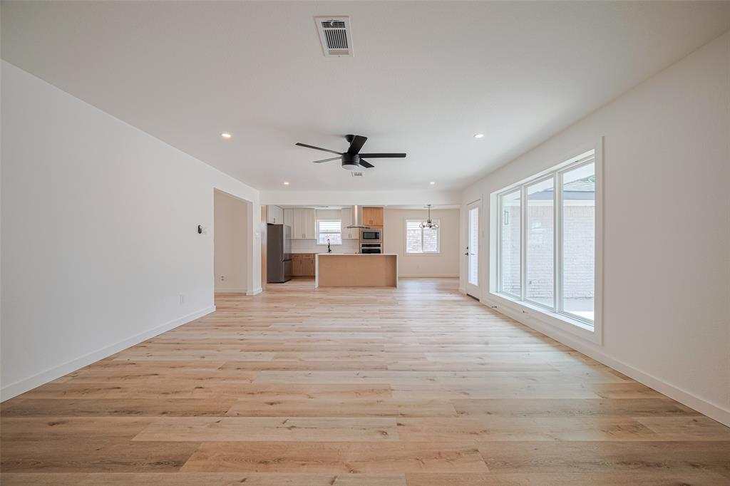 6038 Dumfries Drive, Houston, Texas image 15