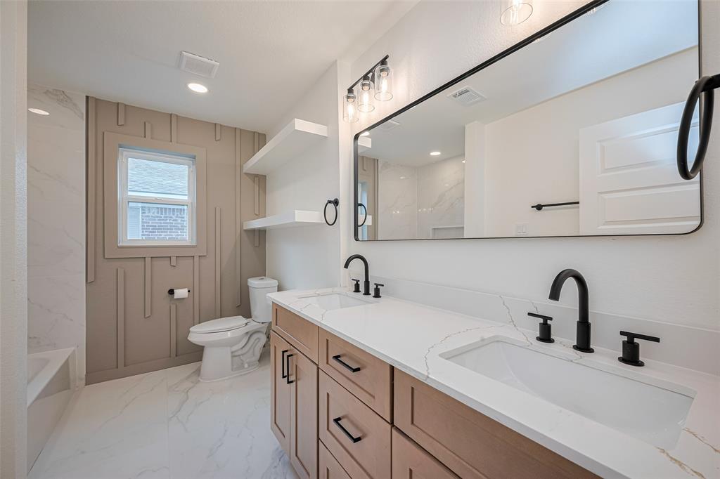 6038 Dumfries Drive, Houston, Texas image 37