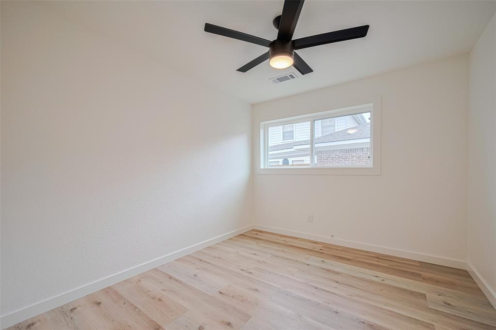 6038 Dumfries Drive, Houston, Texas image 35