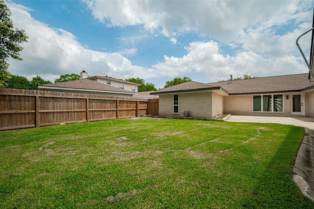 6038 Dumfries Drive, Houston, Texas image 48