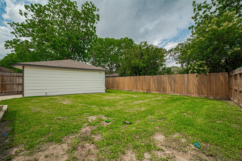 6038 Dumfries Drive, Houston, Texas image 47