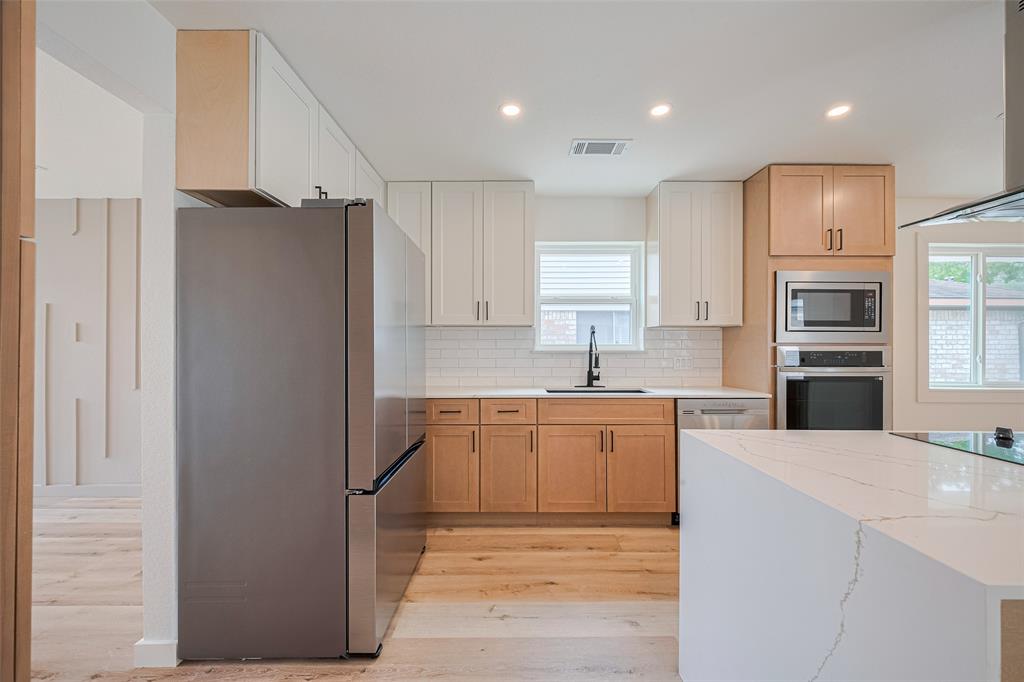 6038 Dumfries Drive, Houston, Texas image 19