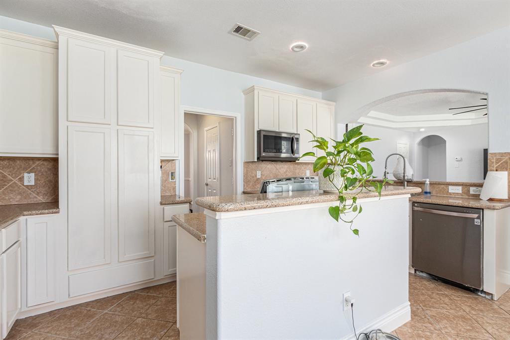 4213 Pine Mill Court, Pearland, Texas image 17