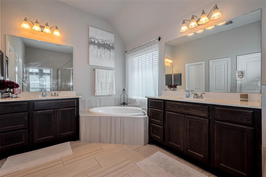 20010 Silver Mesia Circle, Cypress, Texas image 31