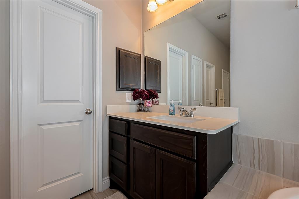 20010 Silver Mesia Circle, Cypress, Texas image 33