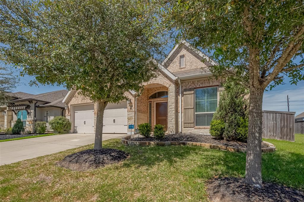 20010 Silver Mesia Circle, Cypress, Texas image 2