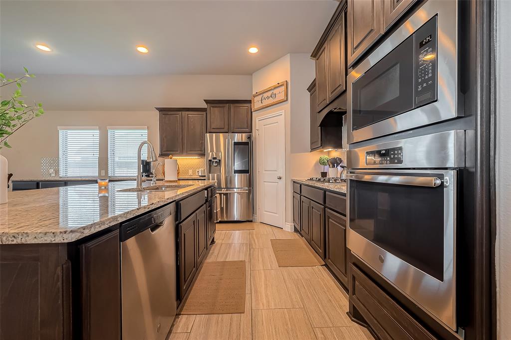 20010 Silver Mesia Circle, Cypress, Texas image 18