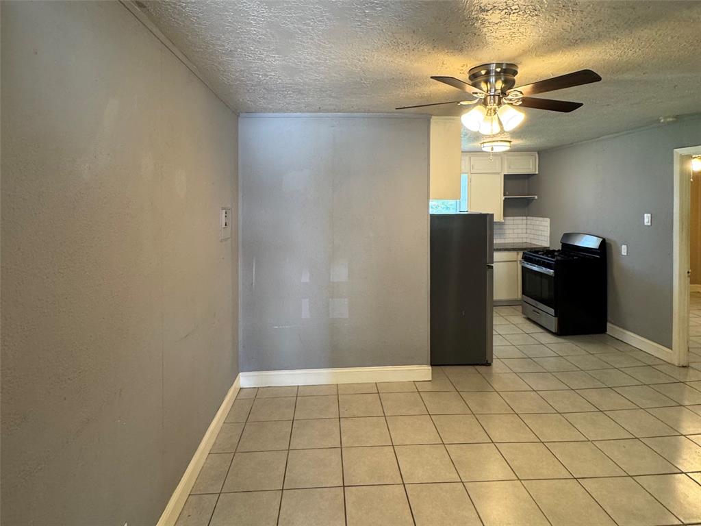 311 Randall Street 4