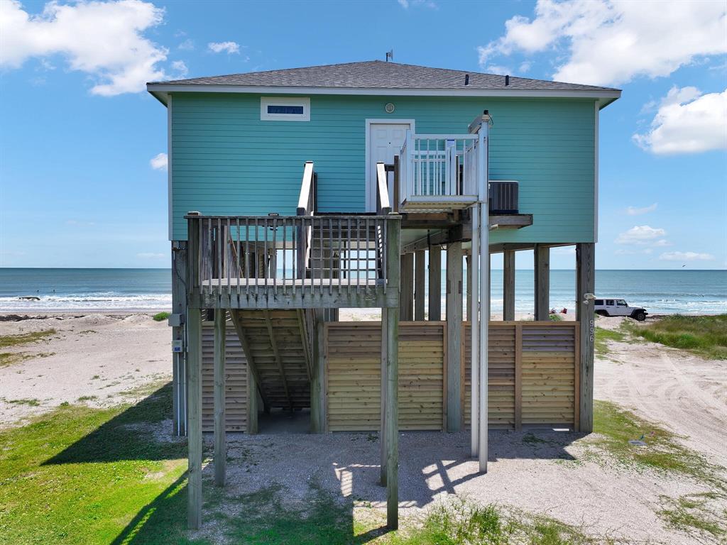 996 Alicia Drive, Gilchrist, Texas image 11