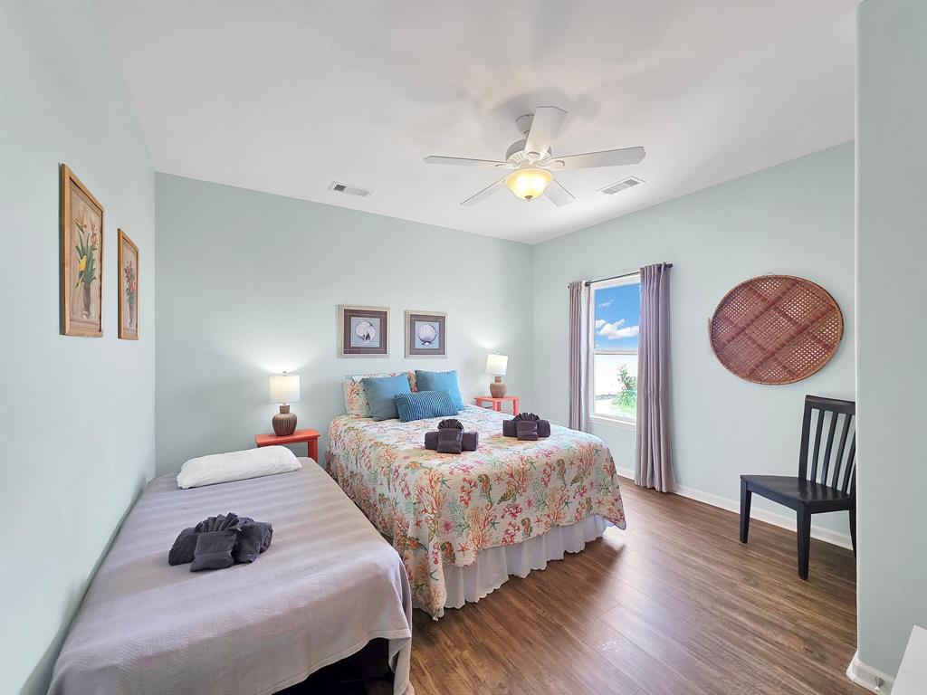 996 Alicia Drive, Gilchrist, Texas image 20