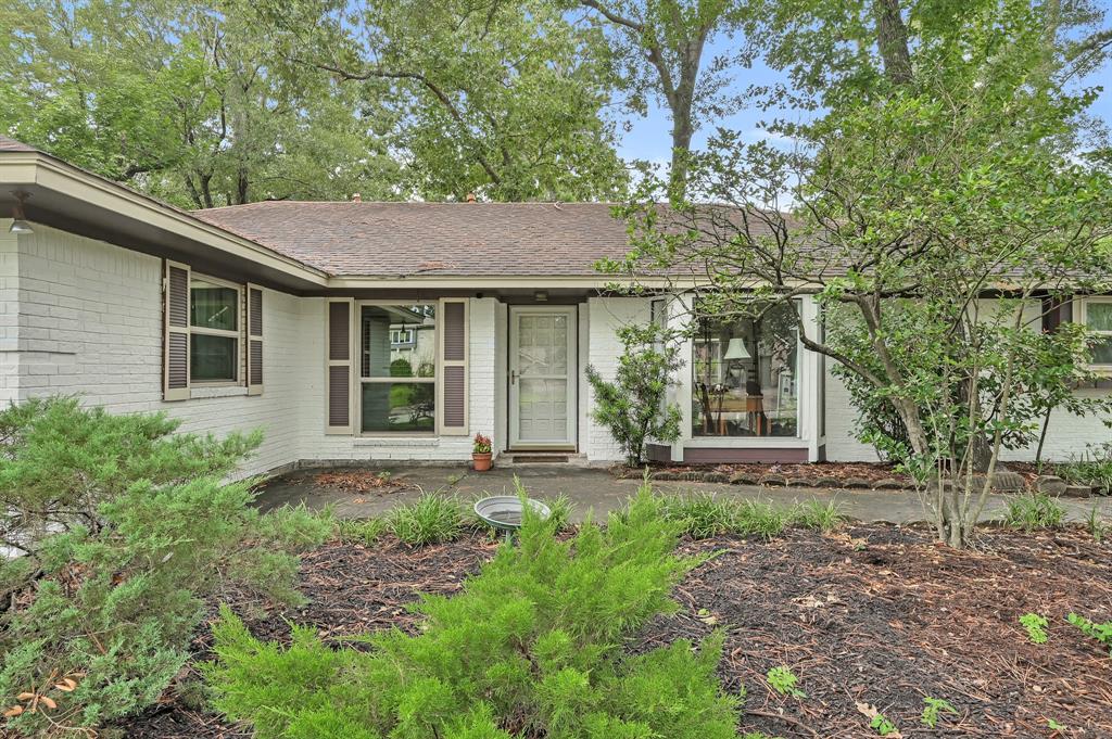27237 Lana Lane