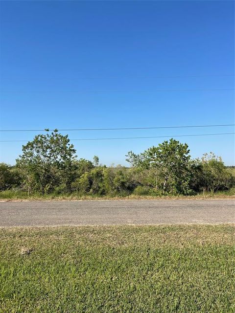 Photo of 202 Cr 299 Heron Street, Sargent, TX 77414 (MLS # 51540408) Photo of 202 Cr 299 Heron Street, Sargent, TX 77414 (MLS # 51540408)