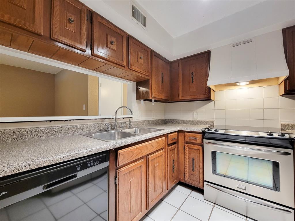 11002 Hammerly Boulevard 163