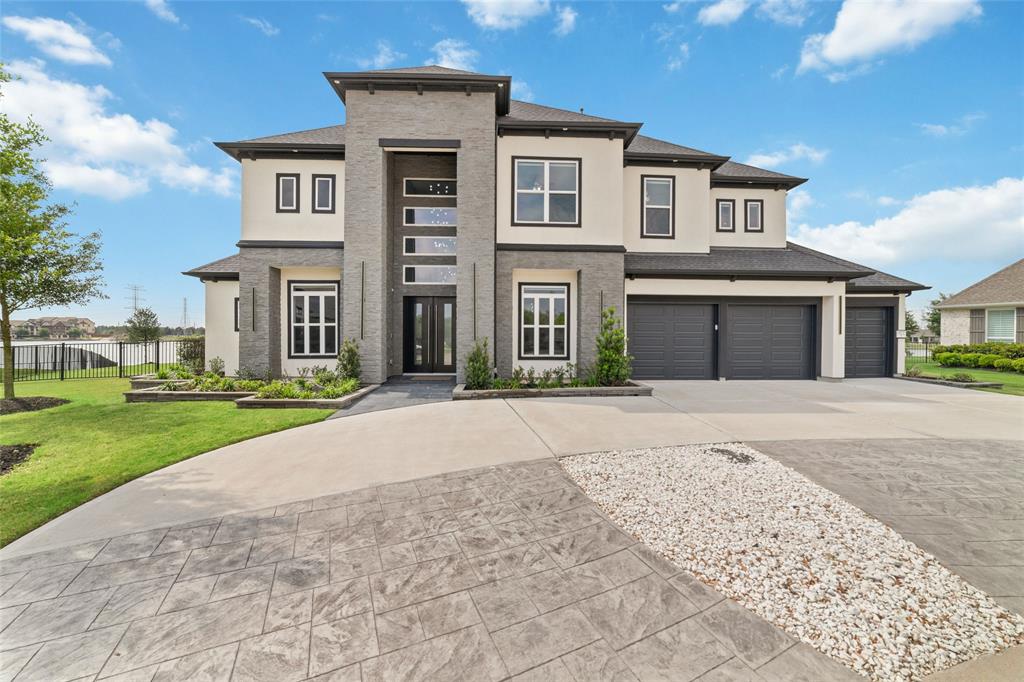 9702 Sabinal River Court