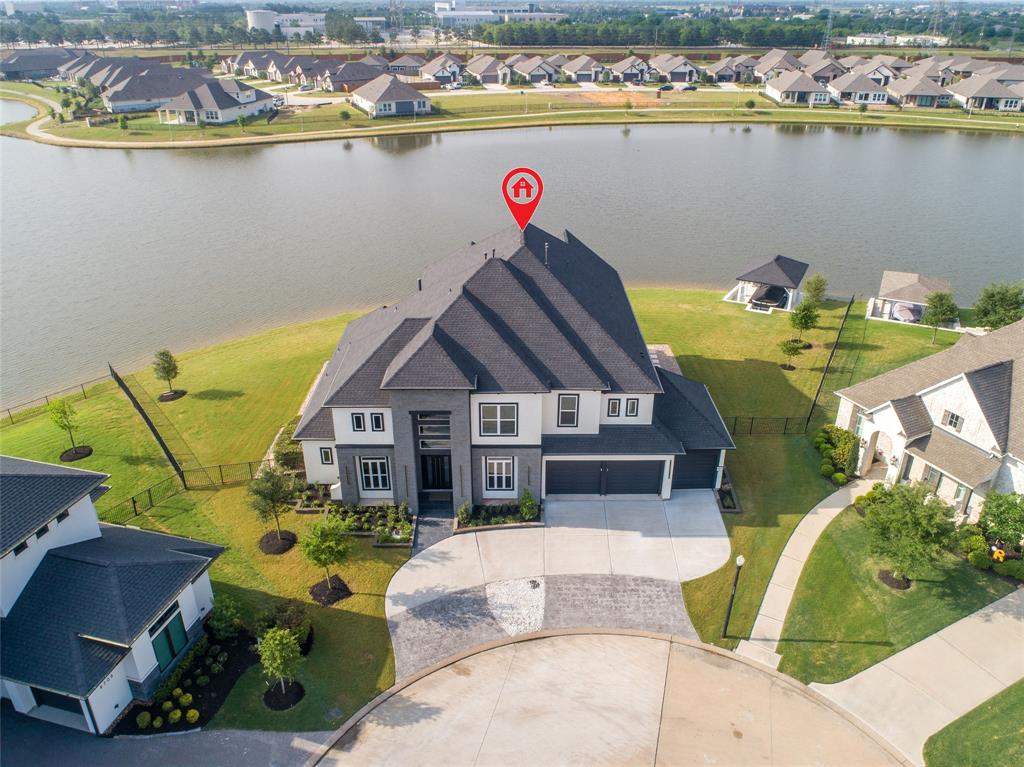 9702 Sabinal River Court