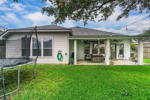 A home in League City