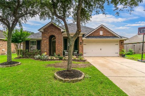 A home in League City