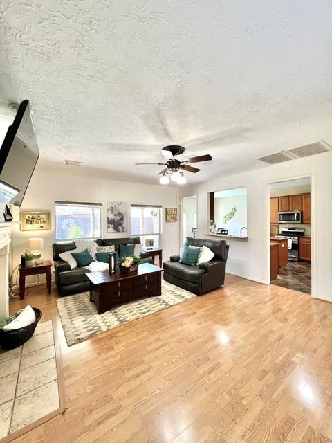 4314 Green Tree Court, Pasadena, Texas image 8