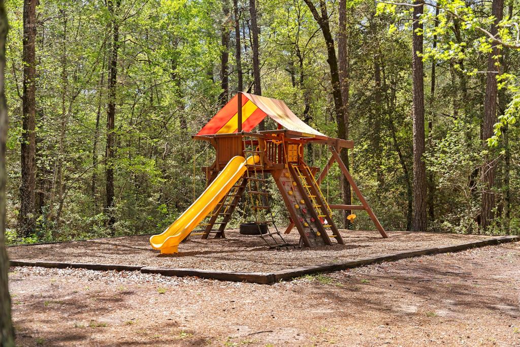178 Stagecoach Circle, Huntsville, Texas image 27