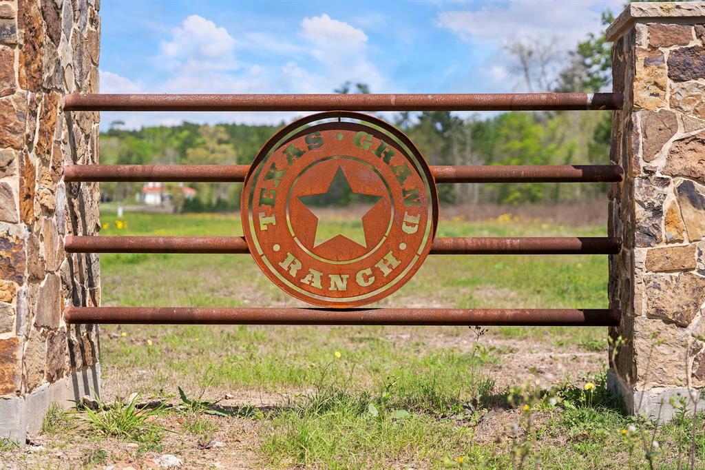 178 Stagecoach Circle, Huntsville, Texas image 20