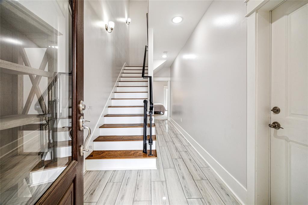 4958 Edison Park Lane