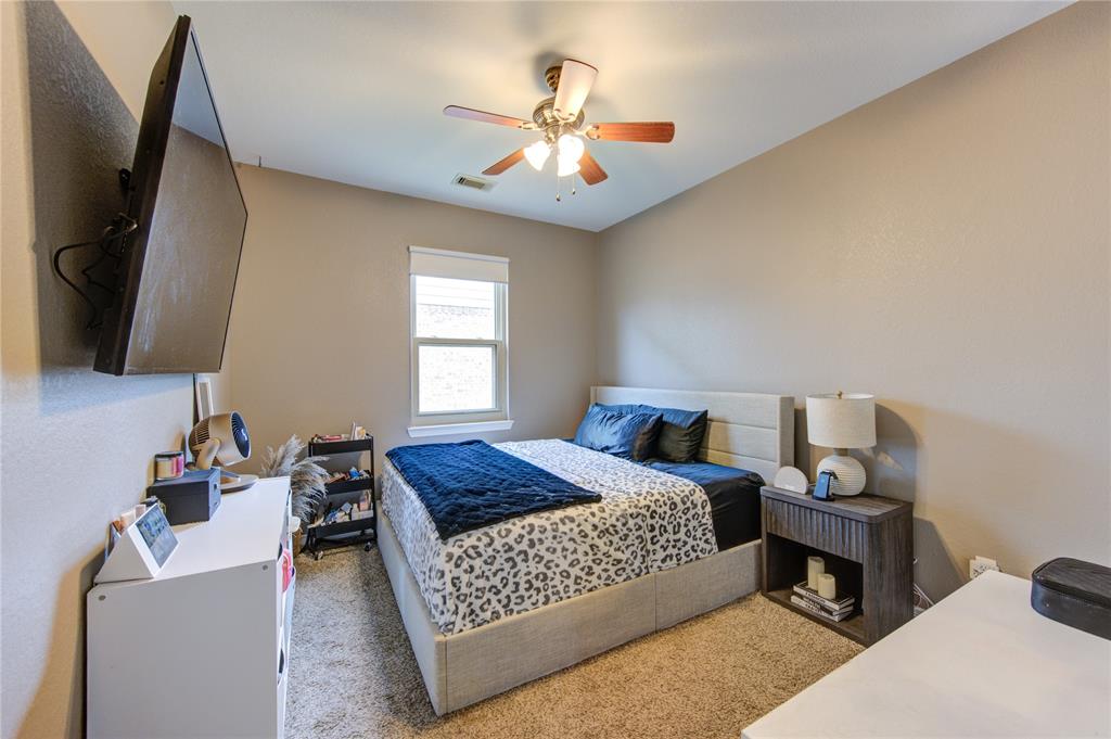 1908 Ivy Arbor Court, Pearland, Texas image 14
