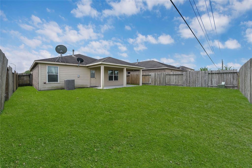 1827 Garnet Breeze Drive, Rosharon, Texas image 22