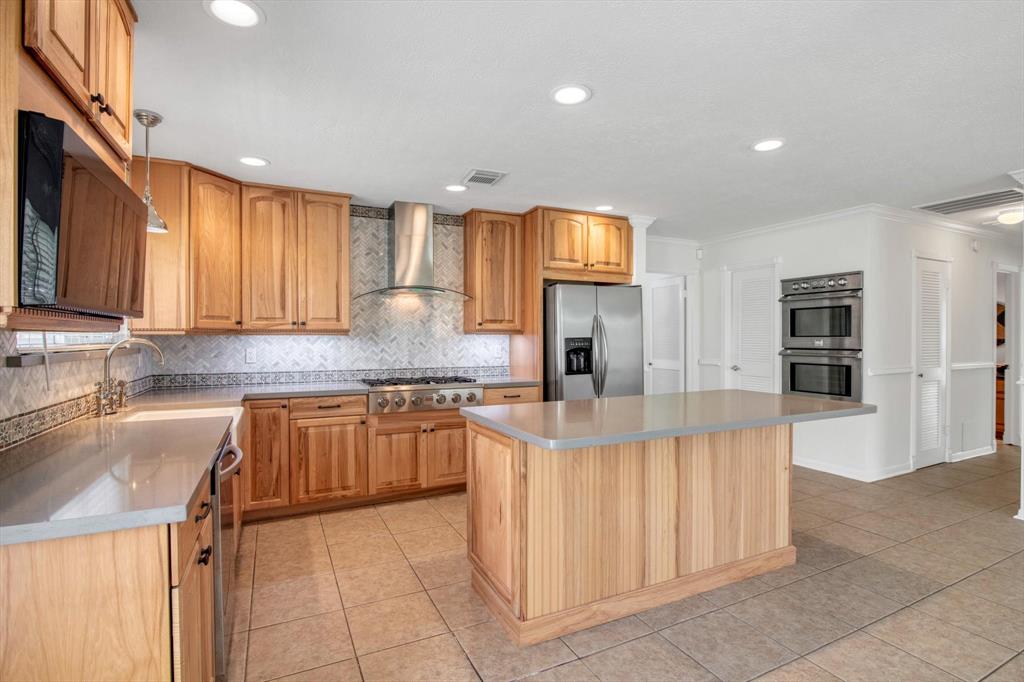 8419 Opalwood Lane, Humble, Texas image 15