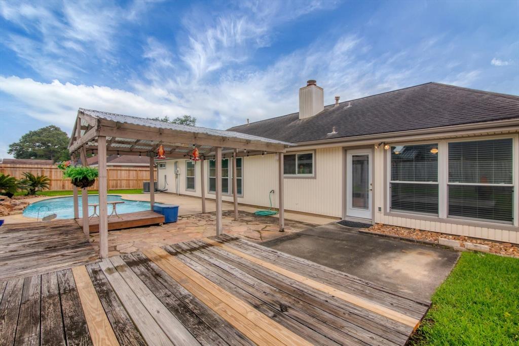 8419 Opalwood Lane, Humble, Texas image 34