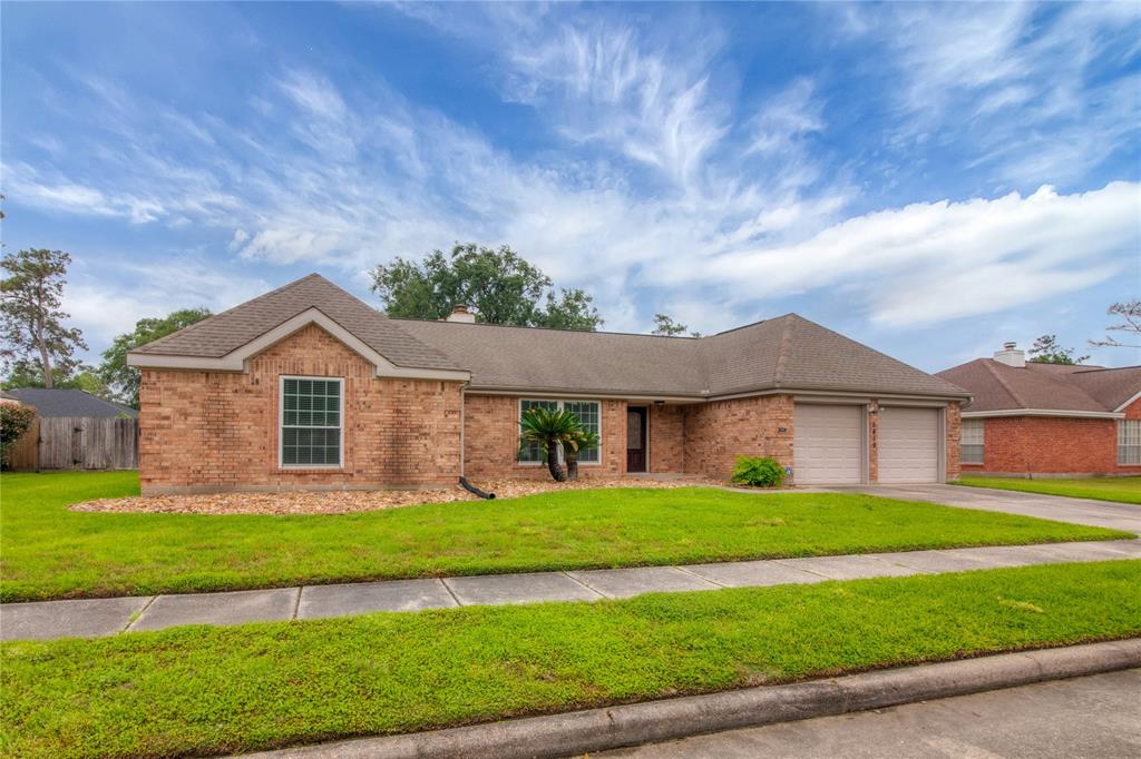 8419 Opalwood Lane, Humble, Texas image 3