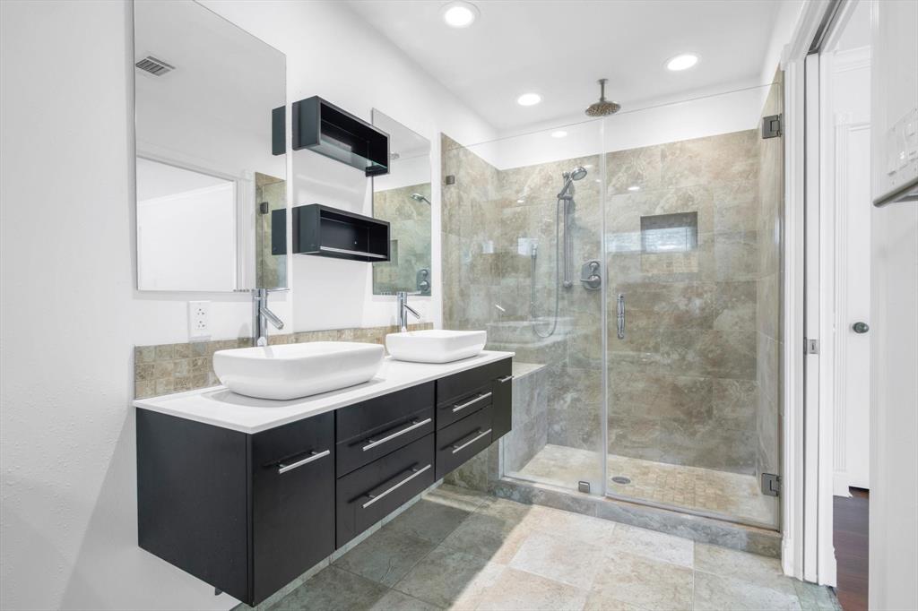 8419 Opalwood Lane, Humble, Texas image 24