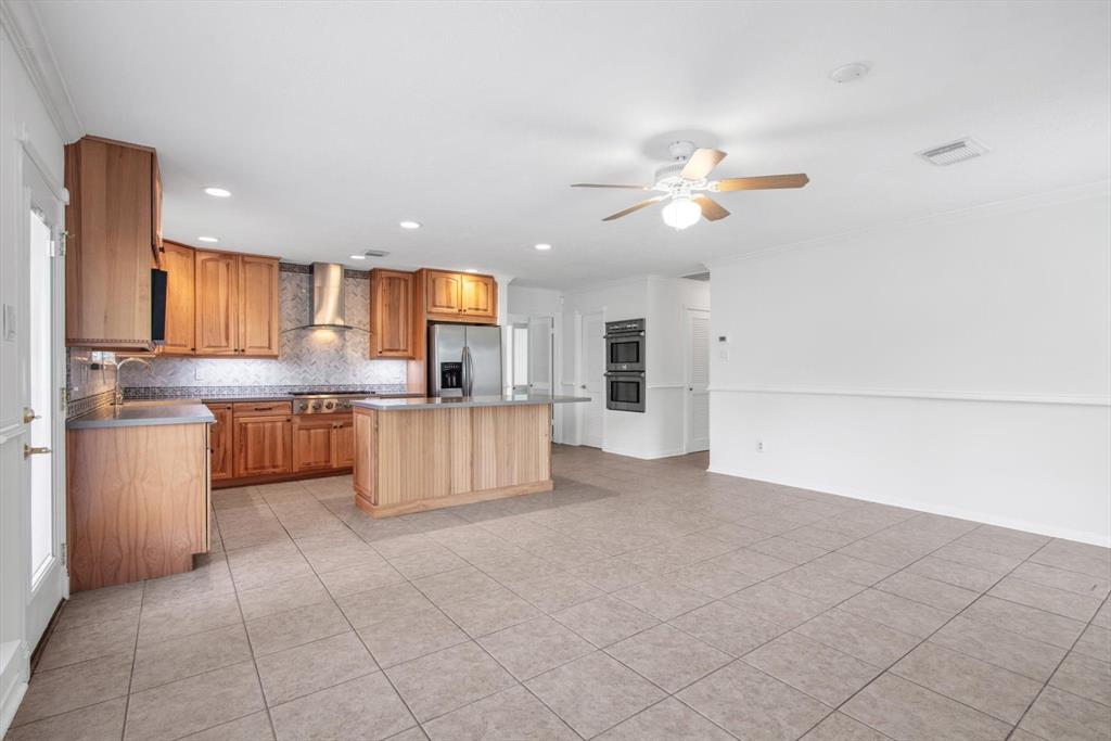 8419 Opalwood Lane, Humble, Texas image 20