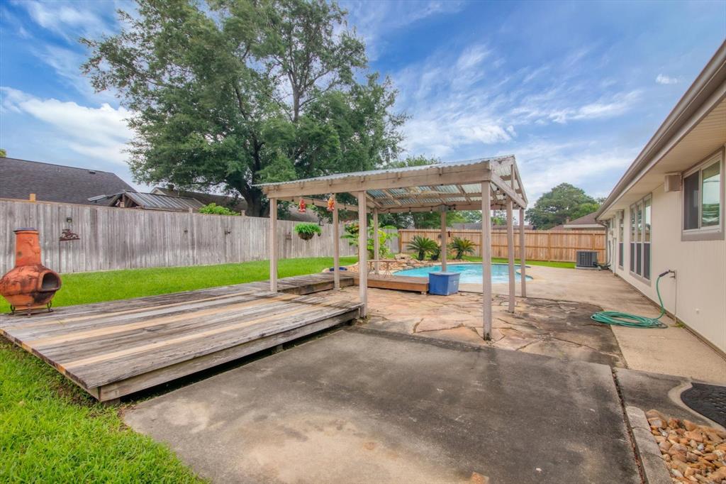 8419 Opalwood Lane, Humble, Texas image 36