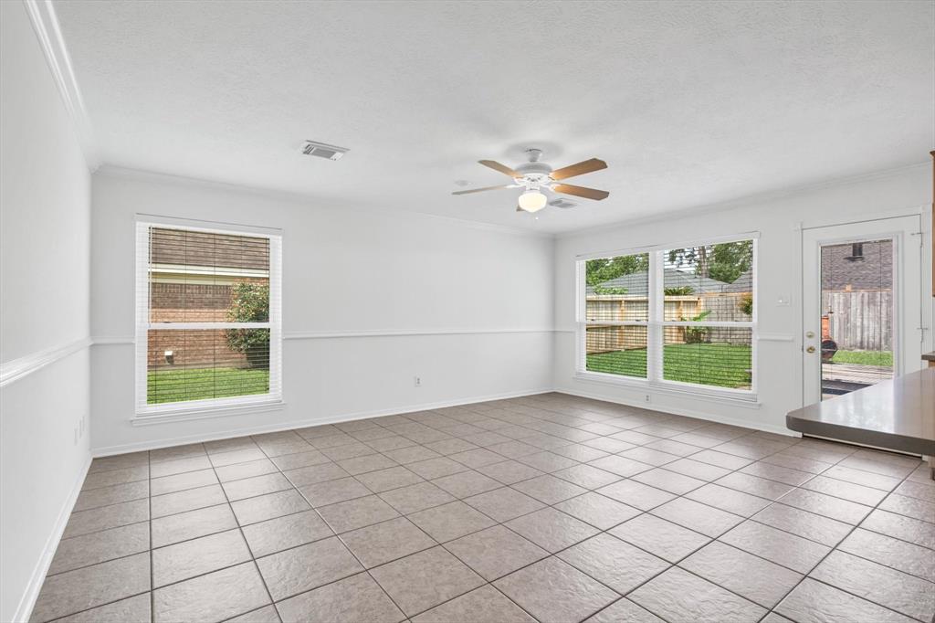 8419 Opalwood Lane, Humble, Texas image 18