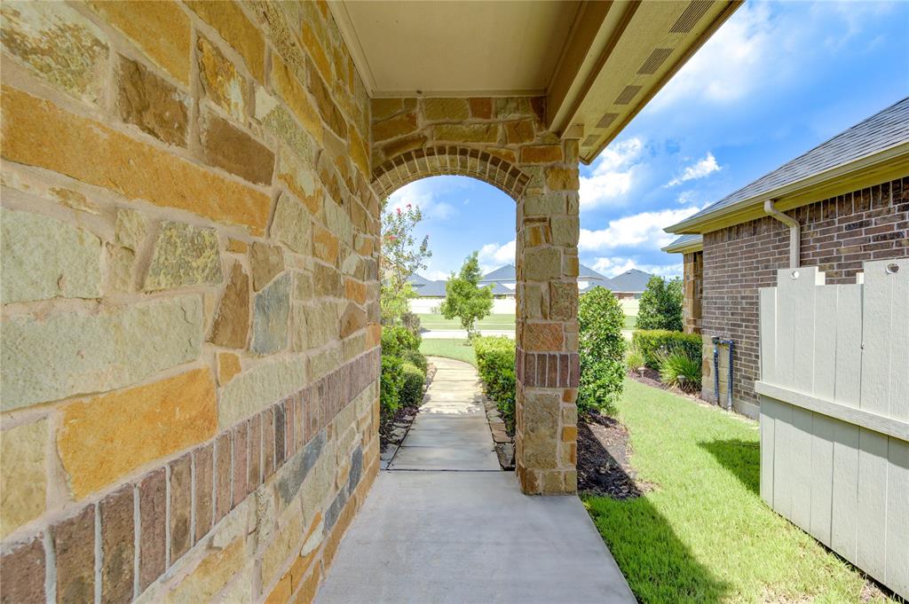 16431 Rosary Pea Place
