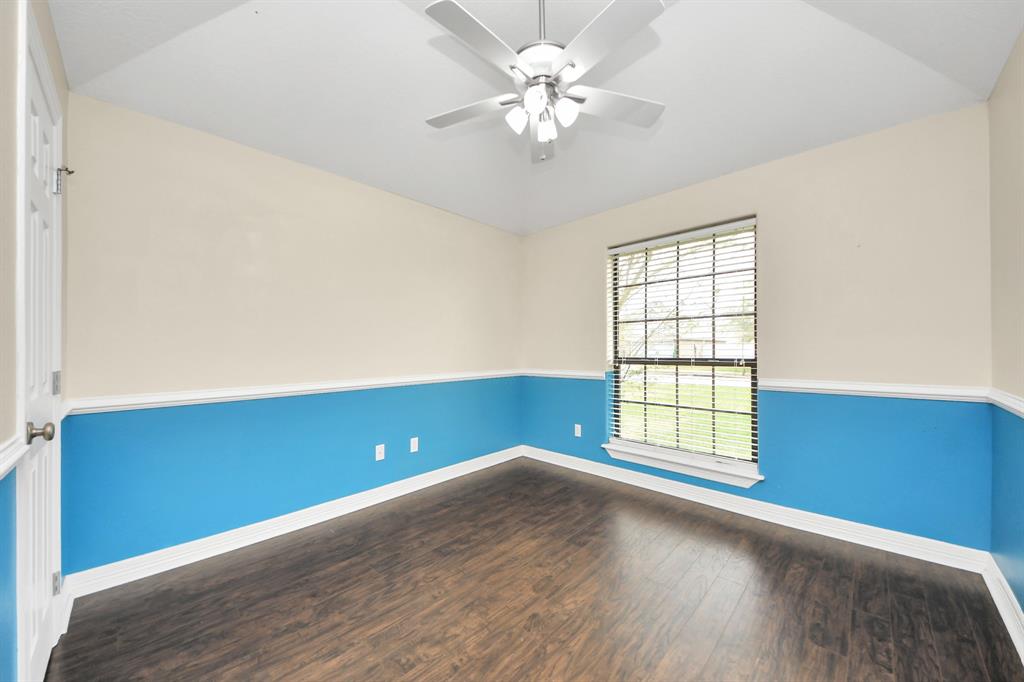 105 Meadowlark Court, Richwood, Texas image 19
