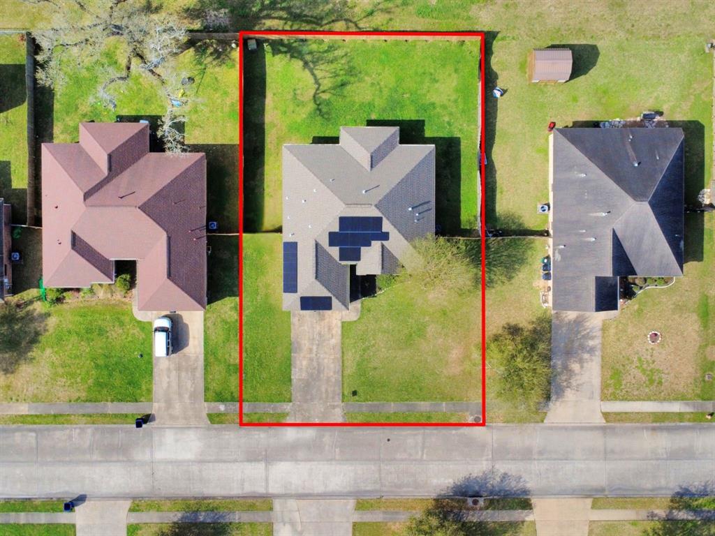 105 Meadowlark Court, Richwood, Texas image 25