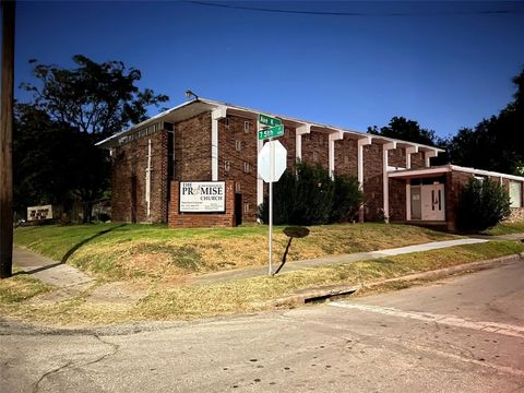 1102 75th Street Houston TX 77011